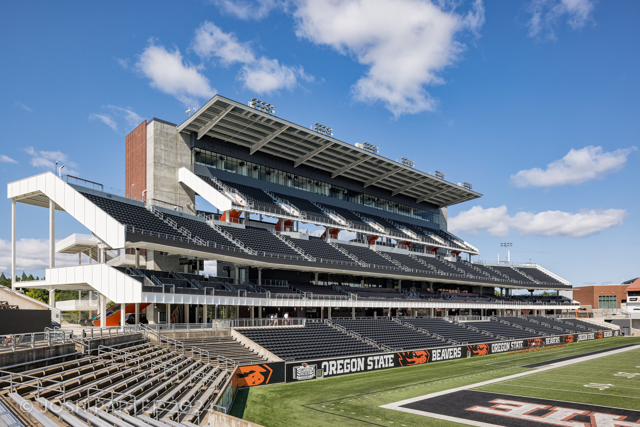  OSU Reser Stadium / Populous 