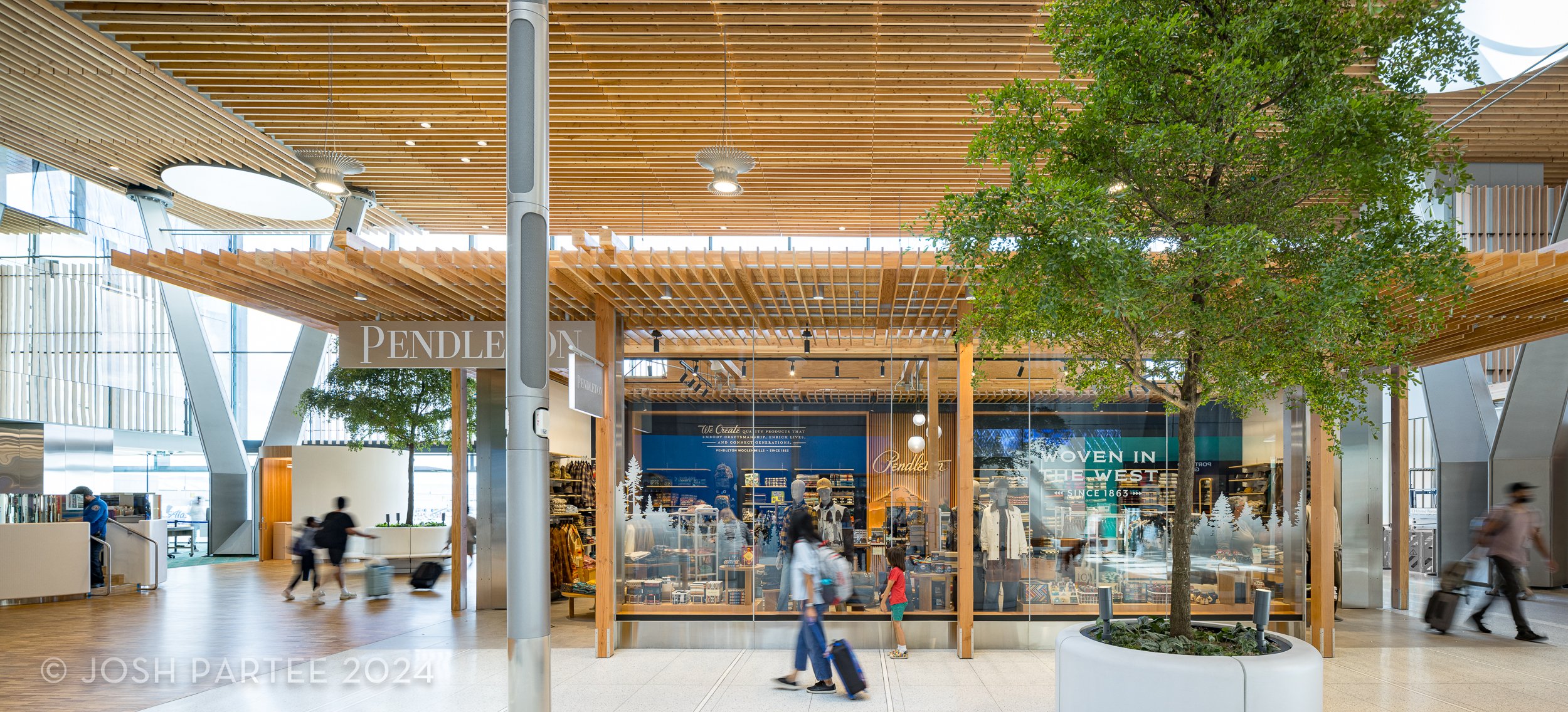  Pendleton PDX / Design + Build Workspace 