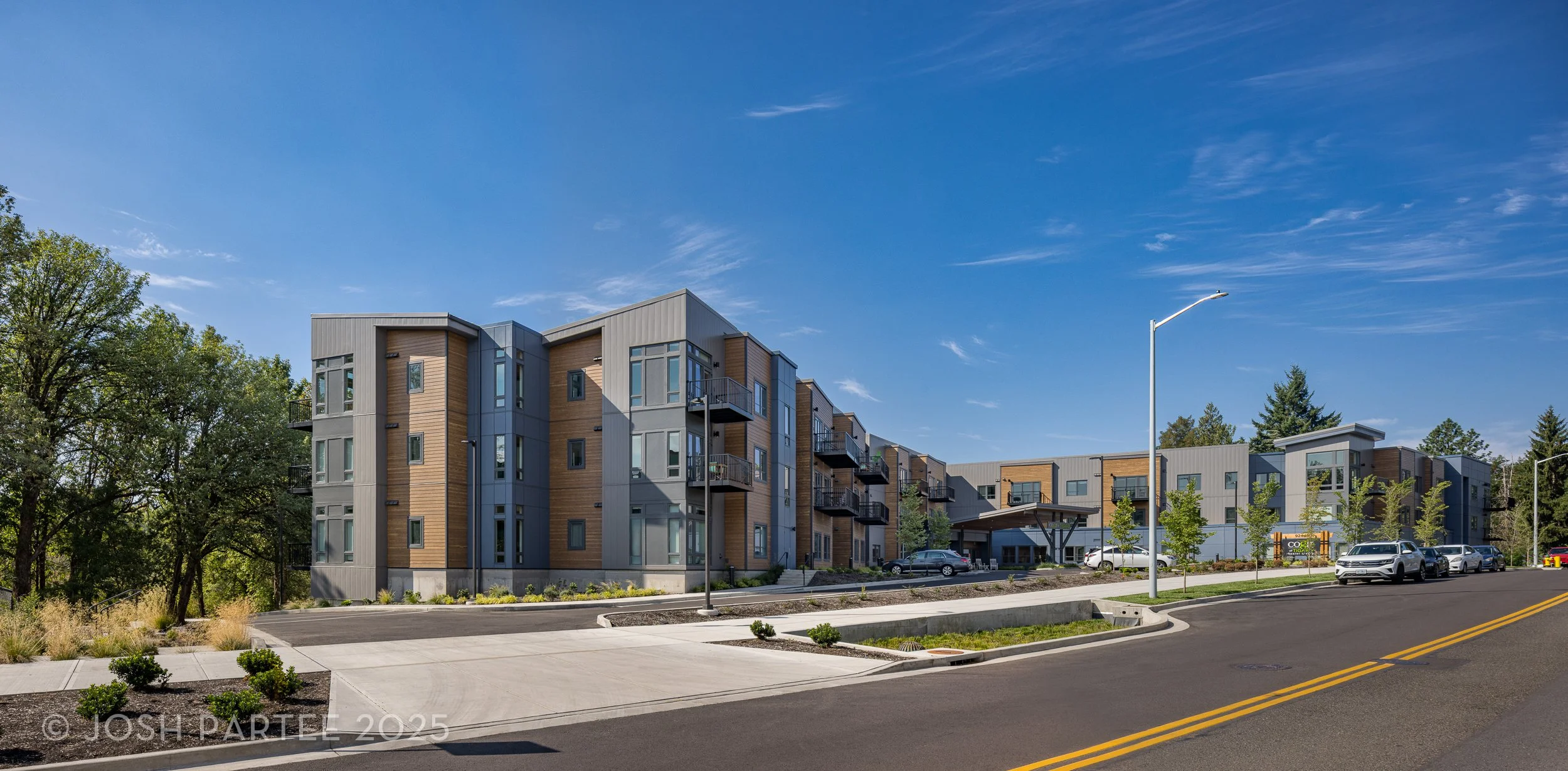  Cogir of Tigard / CBTWO 