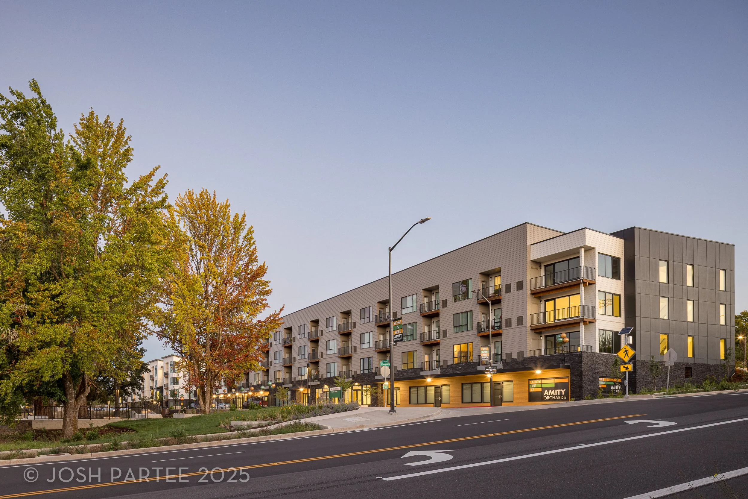  Amity Orchards / Colas 