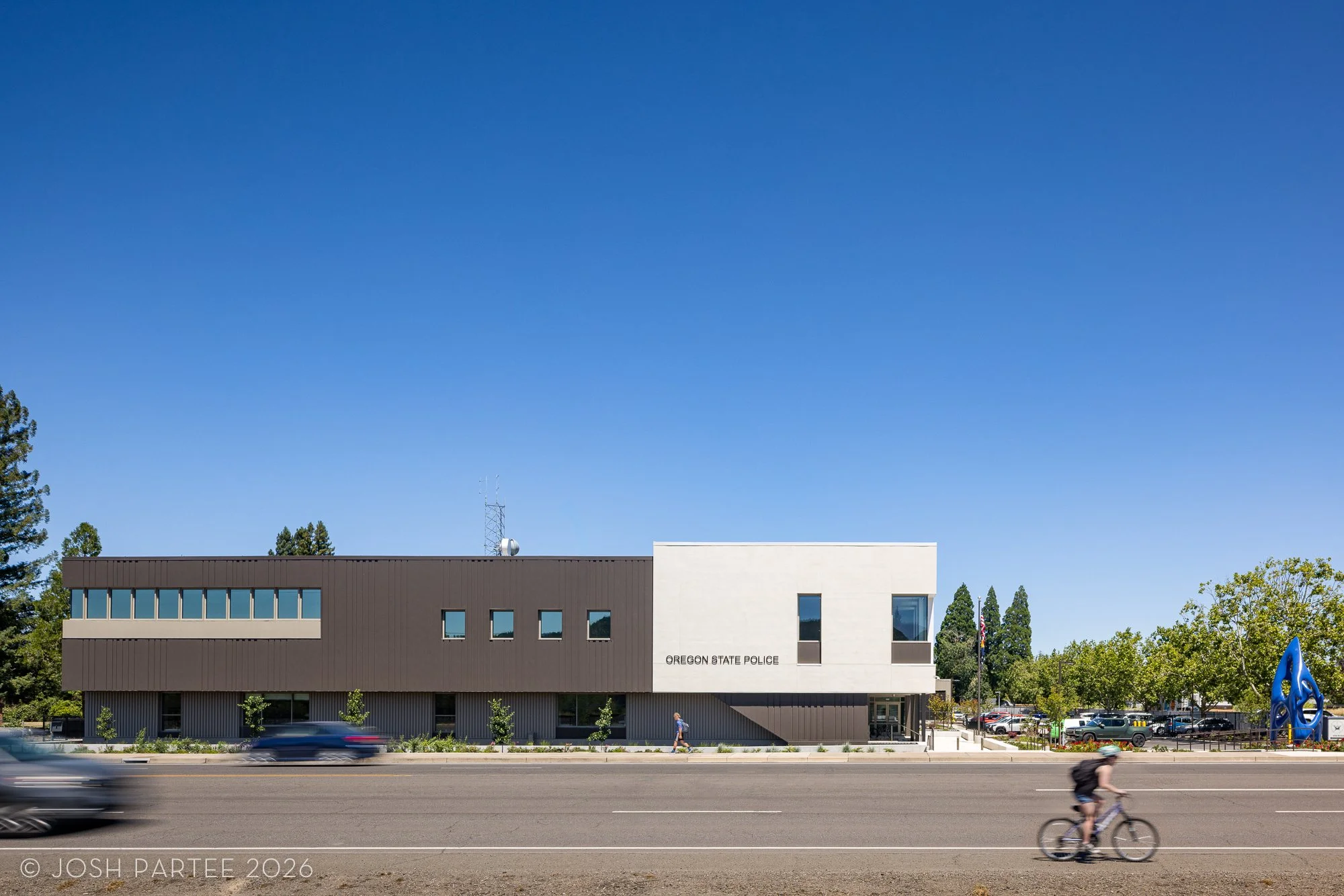  Oregon State Police, Central Point, OR / DLR Group 
