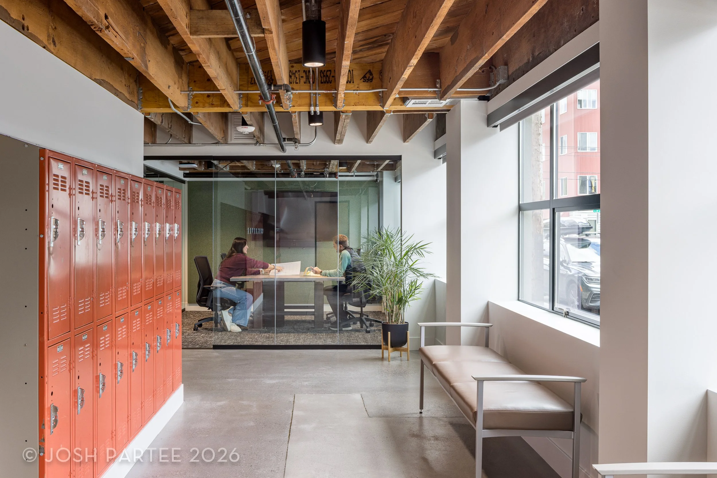 13-PC-Office-JoshPartee-9896.jpg