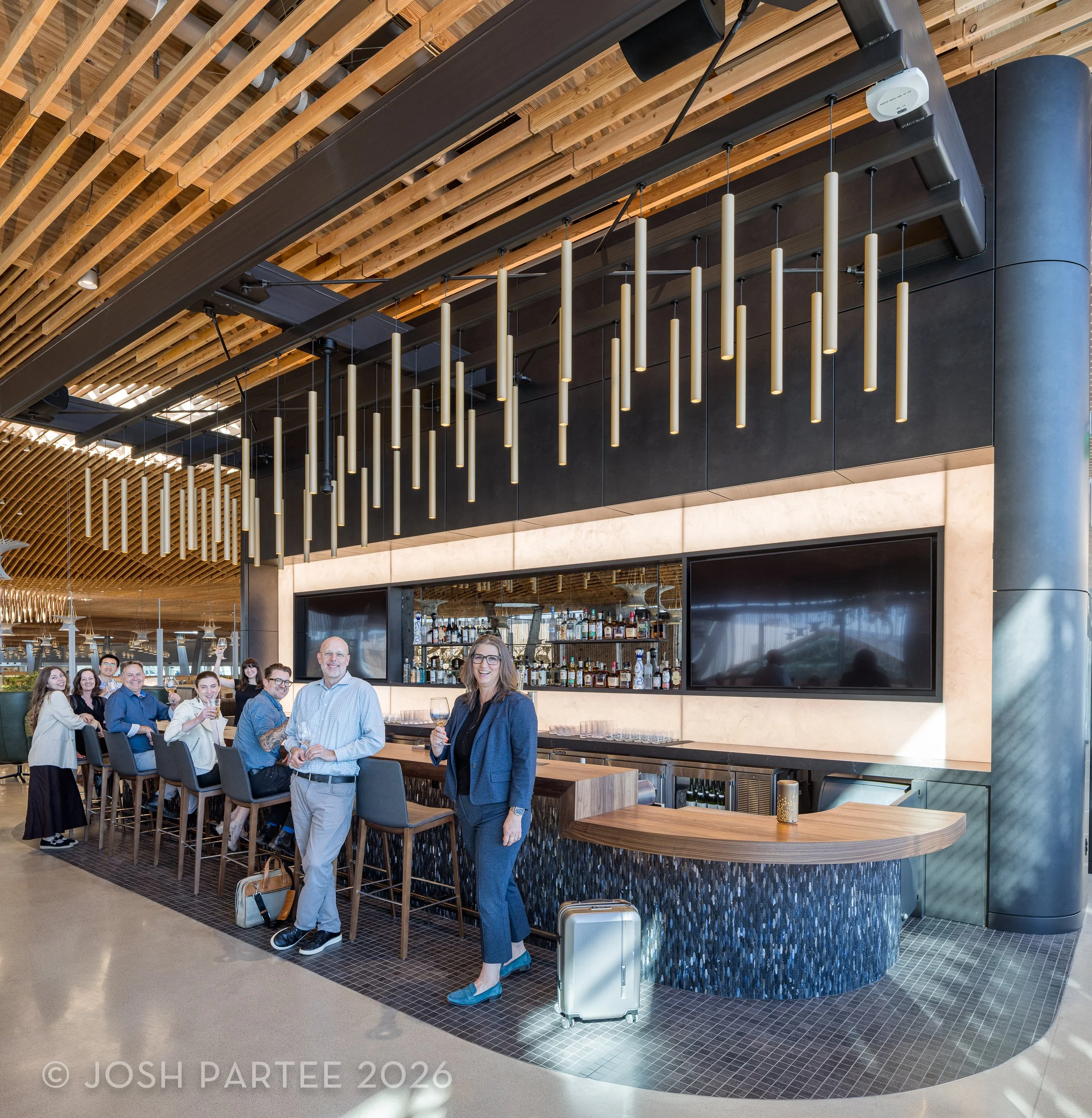 19-AlaskaLoungePDX-JoshPartee-9728.jpg