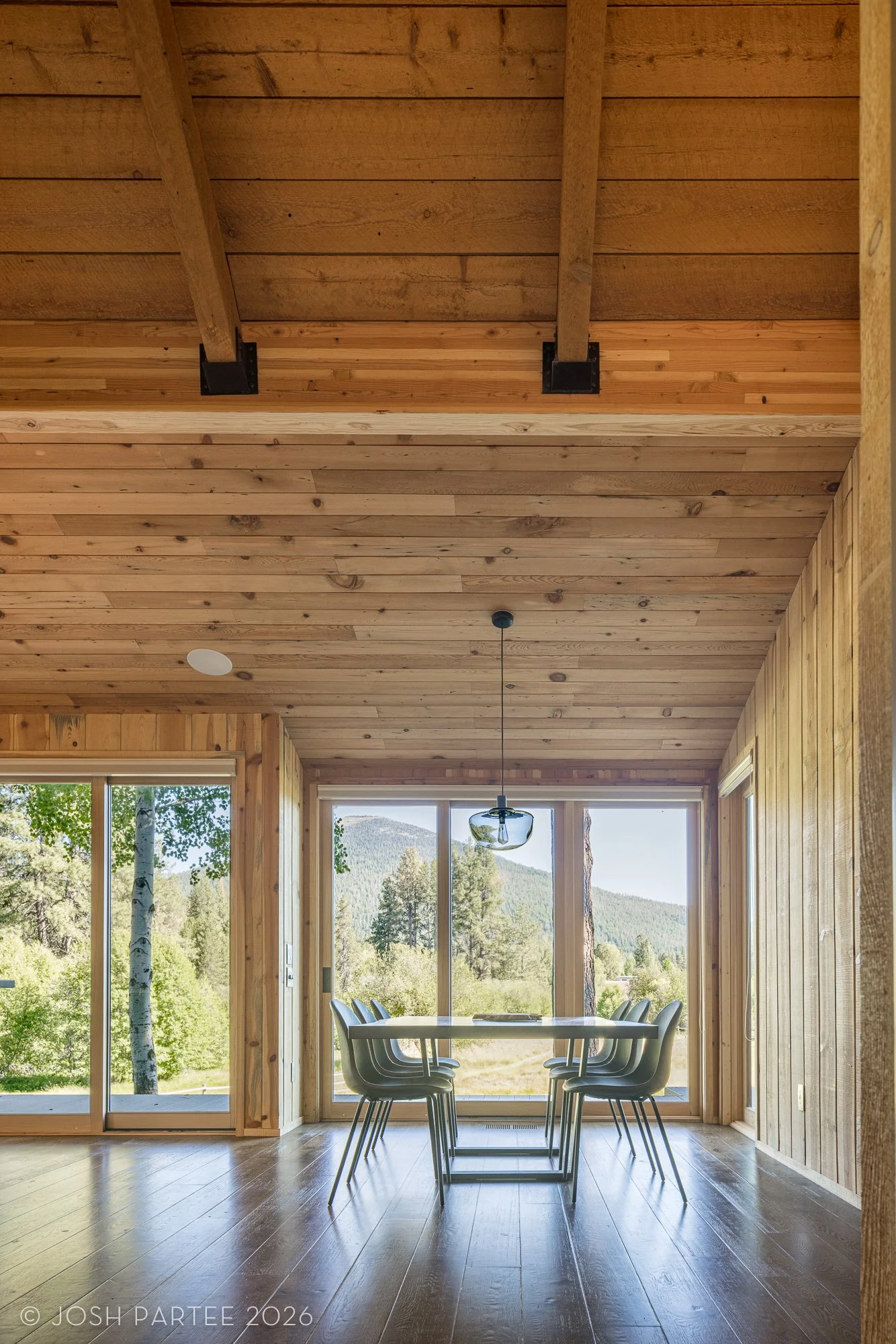 01-Pinelodge-JoshPartee-5466.jpg