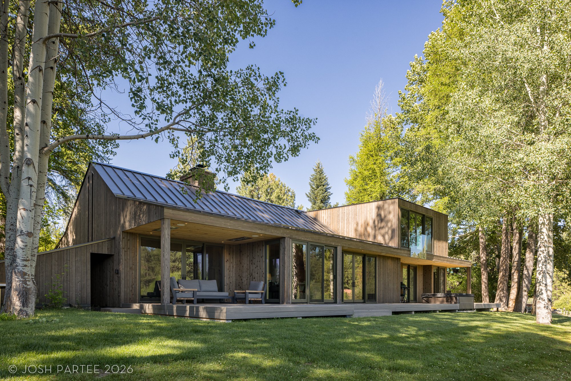 02-Pinelodge-JoshPartee-5415.jpg
