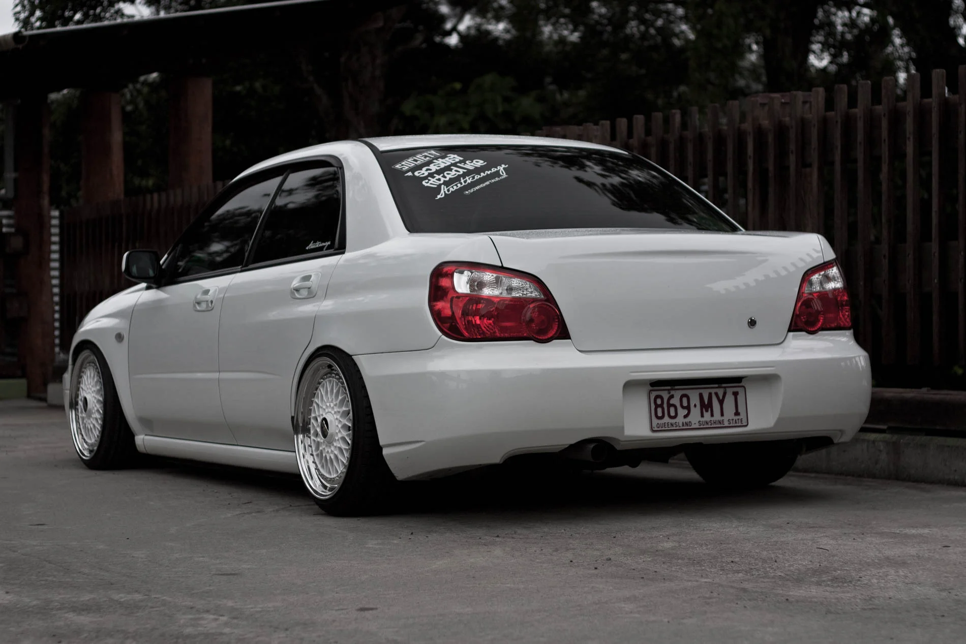 Alex’s Albino Subie Fitted Fresh On BBS (7)