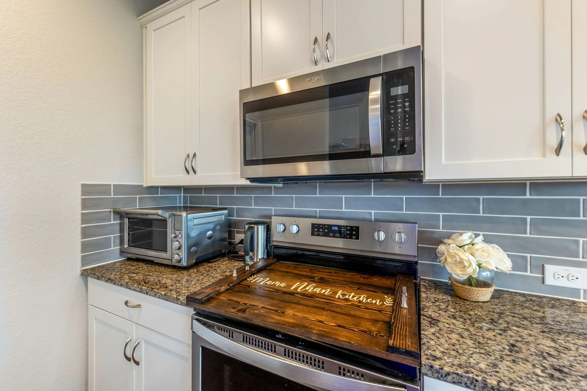 SQFT-0301.jpg