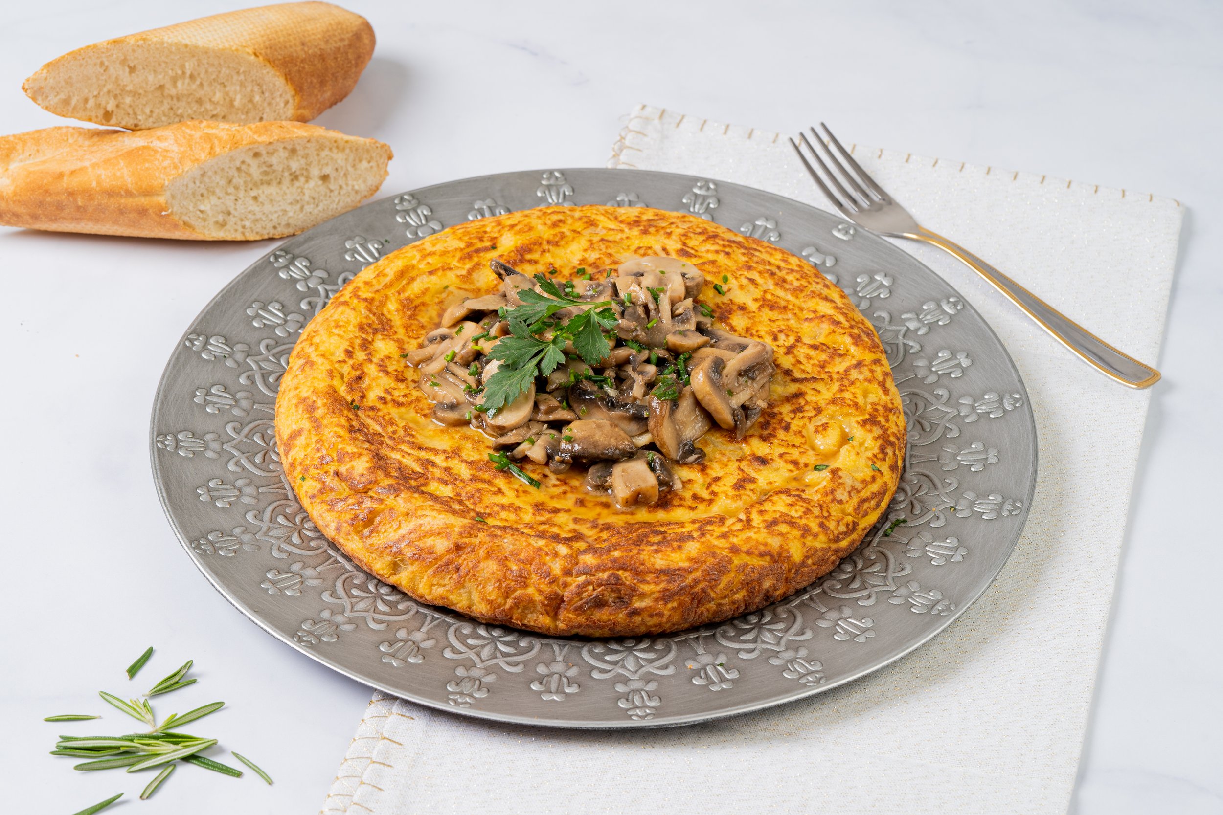 spanish-omelette-with-mushroom (2).jpg