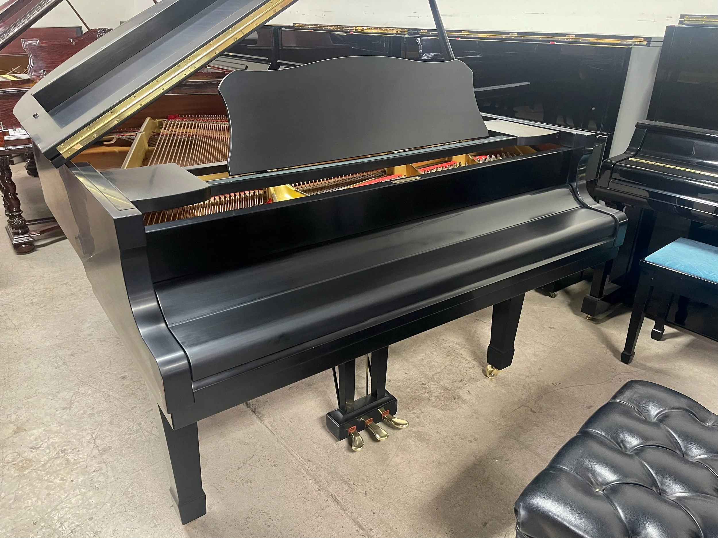 G2 Satin - 1 (8).jpeg