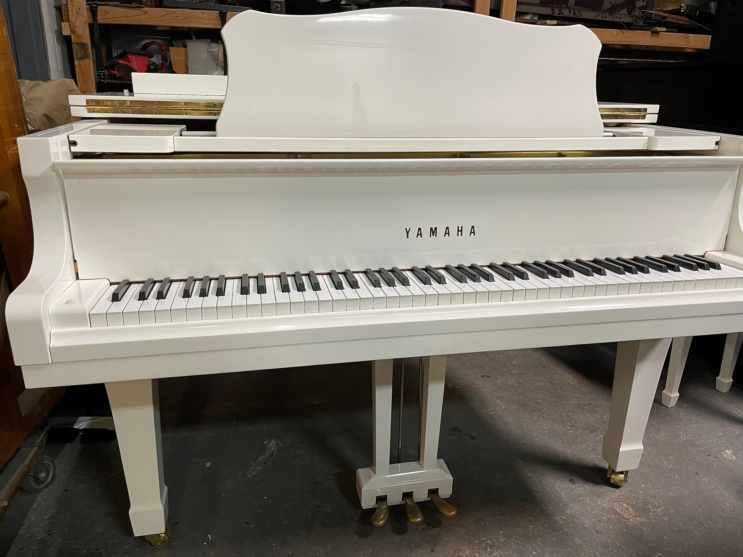 G1 WHITE - 1 (2).jpeg