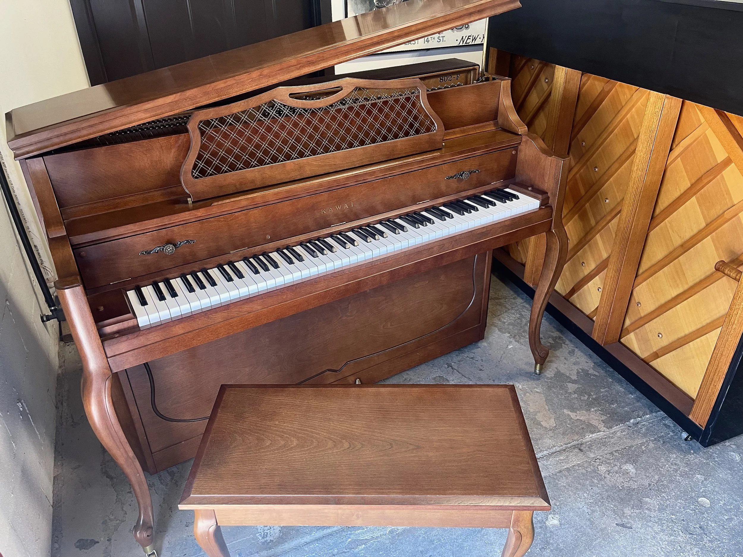 Kawai Consolle - 2.jpeg