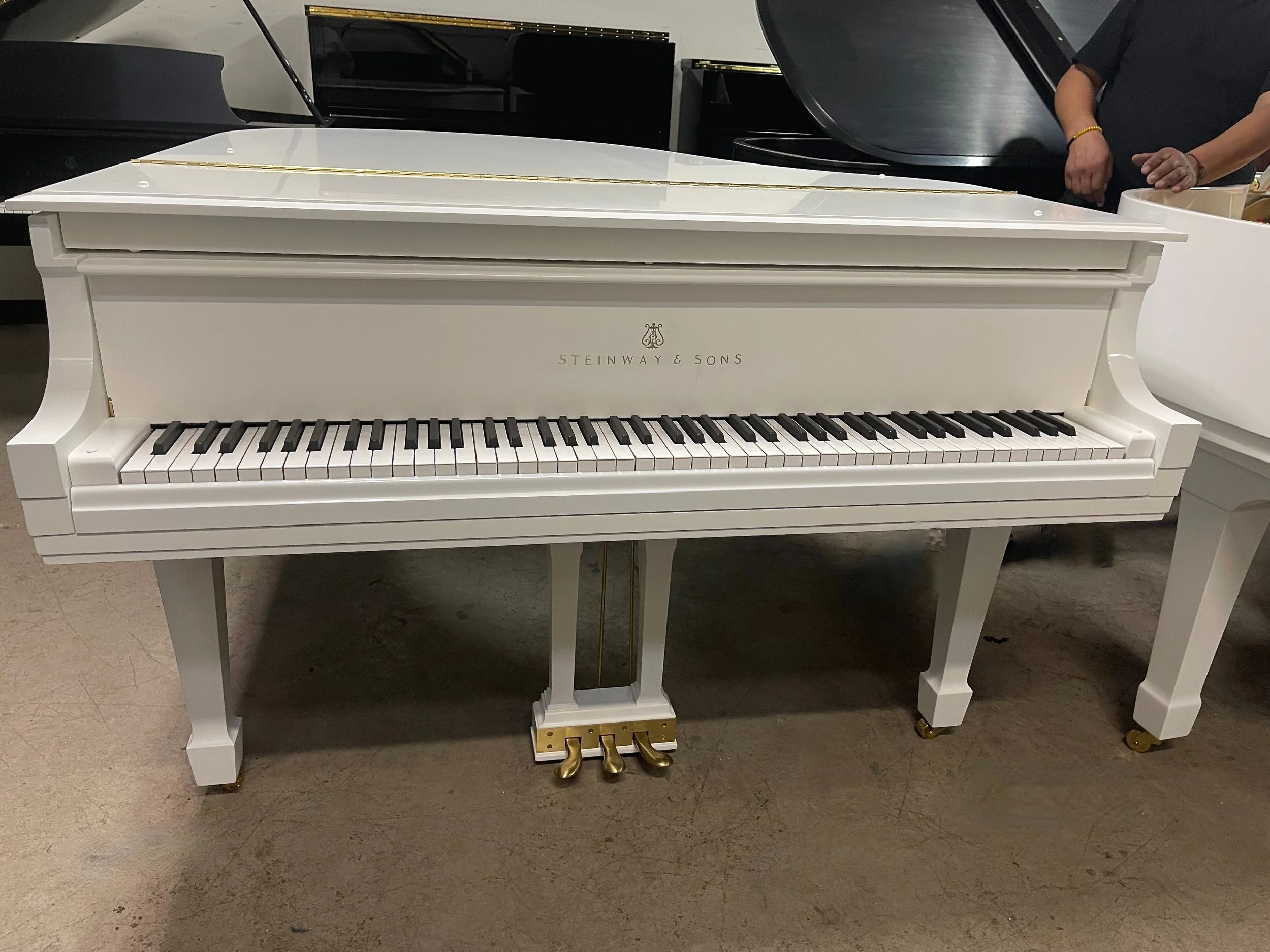 S WHITE - 1 (3).jpeg