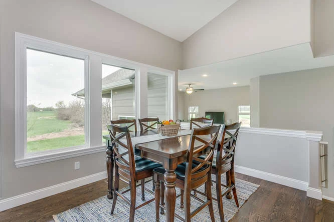 4315 N Ridge Port St Wichita-small-008-6-Dining Room-666x445-72dpi.jpg