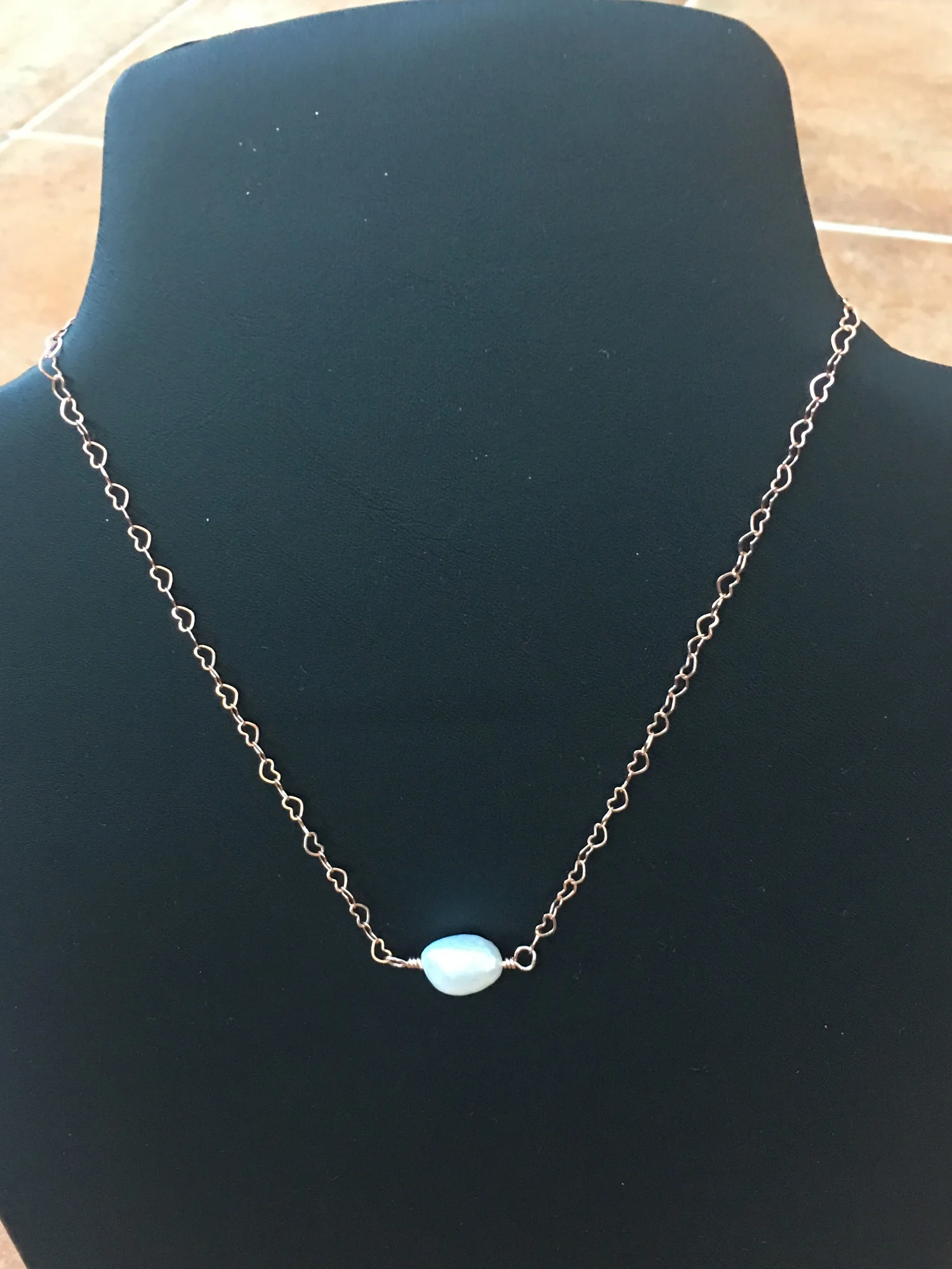 Single Cultured Pearl on a Rose Gold Heart Chain 