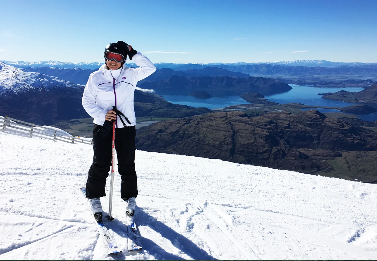 skiingtop.jpg
