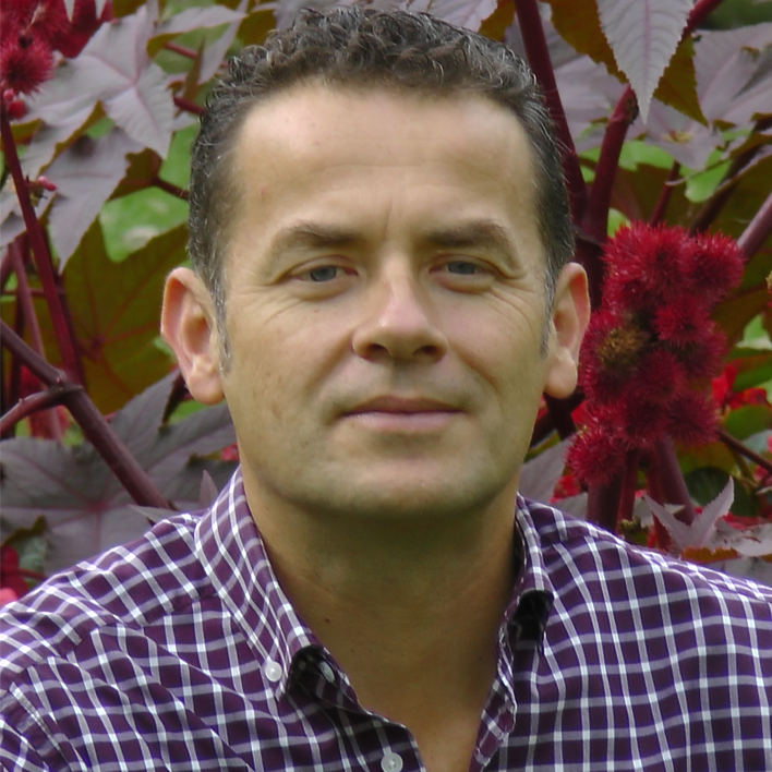 Christian-van-Nieuwerburgh_bio.png