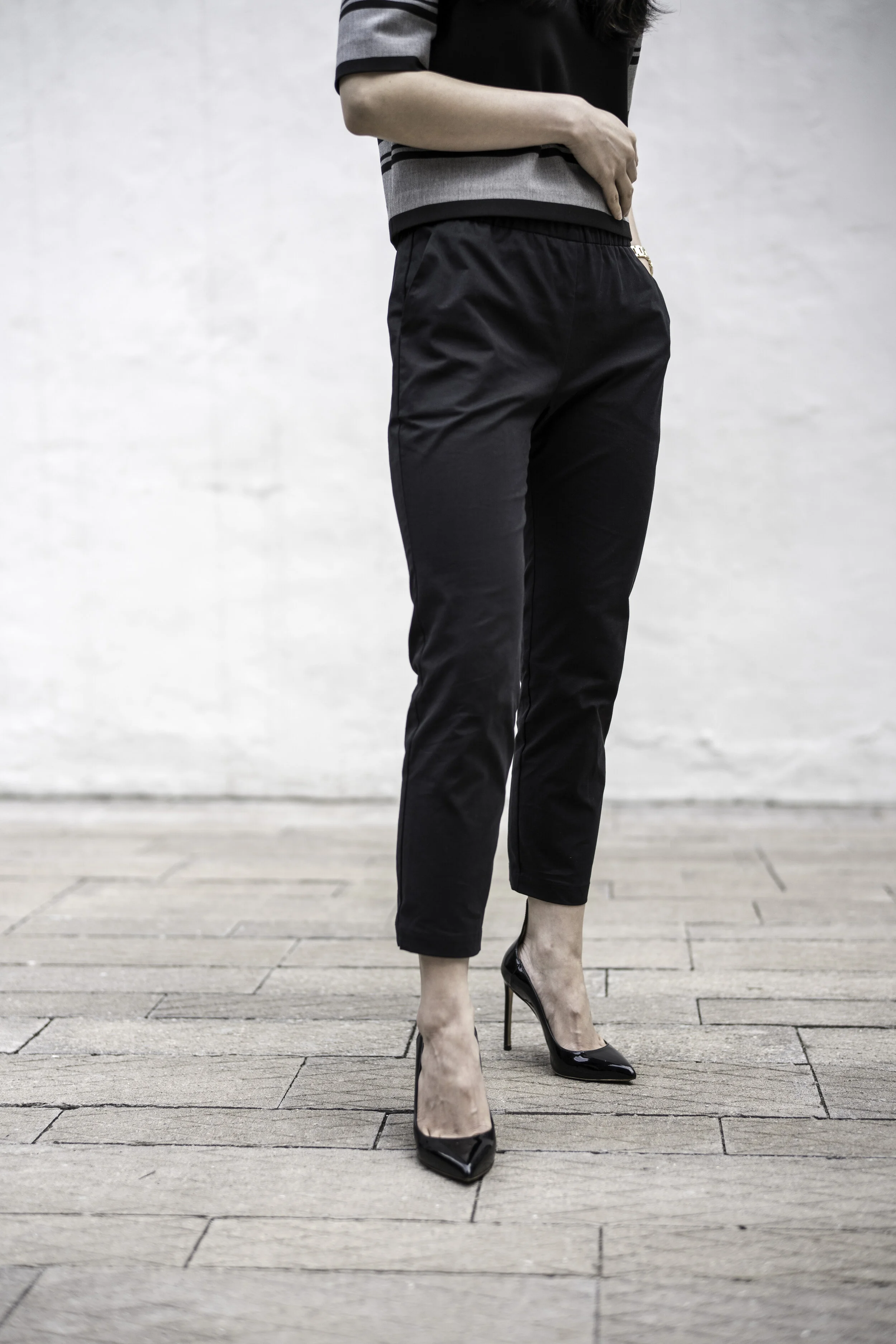 skinny cropped pants