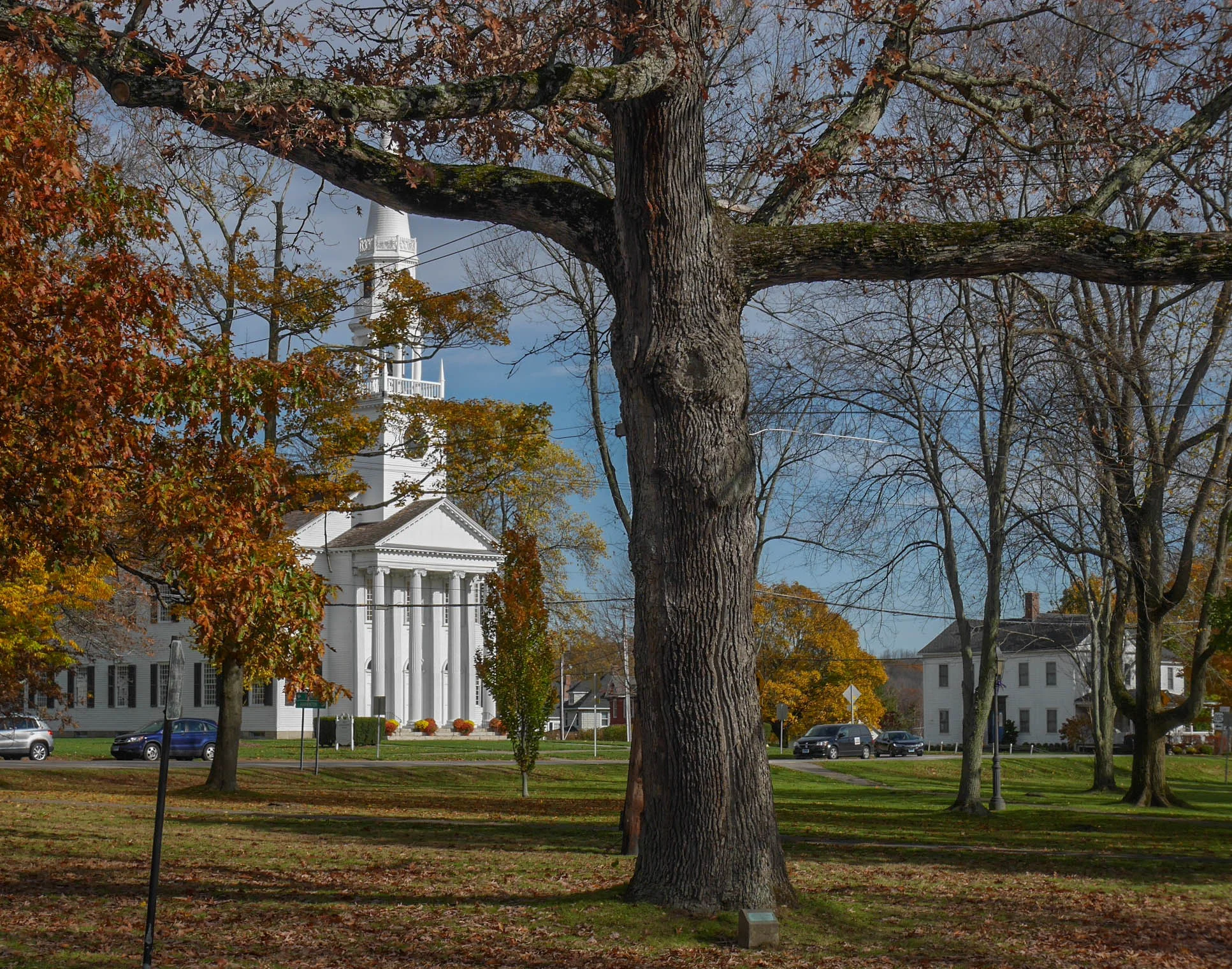 First Congregational Church - Litchfield © Hilary Adorno