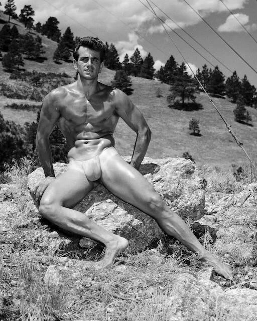 Model Profile: Duane Knaus