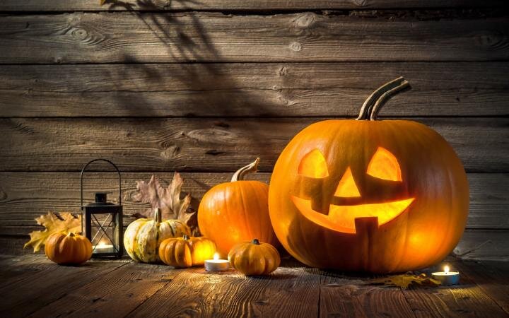 halloween-scene_alexanderrathsss.jpg