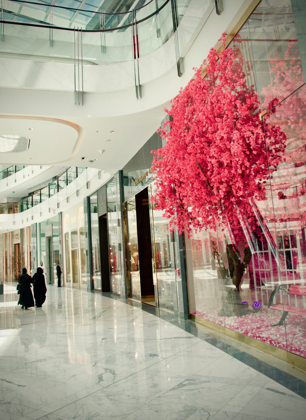  Springtime in the Dubai Mall 