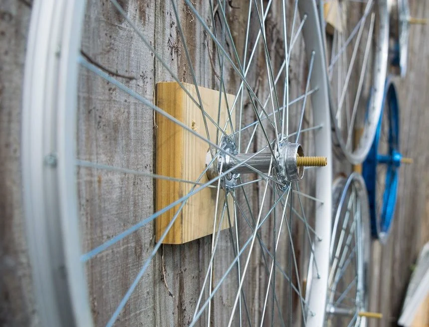 Garden Art: Make This Easy and Fun Bicycle Wheel Trellis