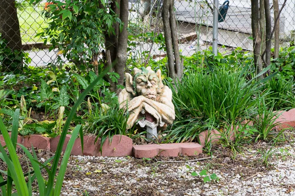 Photo Gallery: Small City Garden Ideas for Urban Spaces