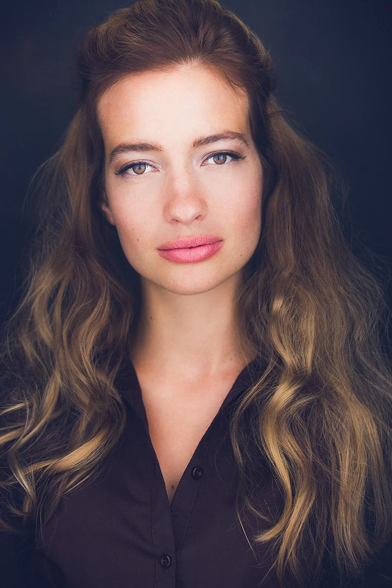 Headshot1.jpg