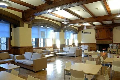 Jiggered Play Glasgow University