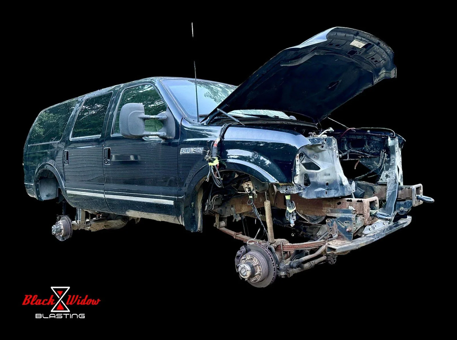 22_2001-ford-excursion-rust-removal-project-body-black-widow-blasting-central-virginia.jpg