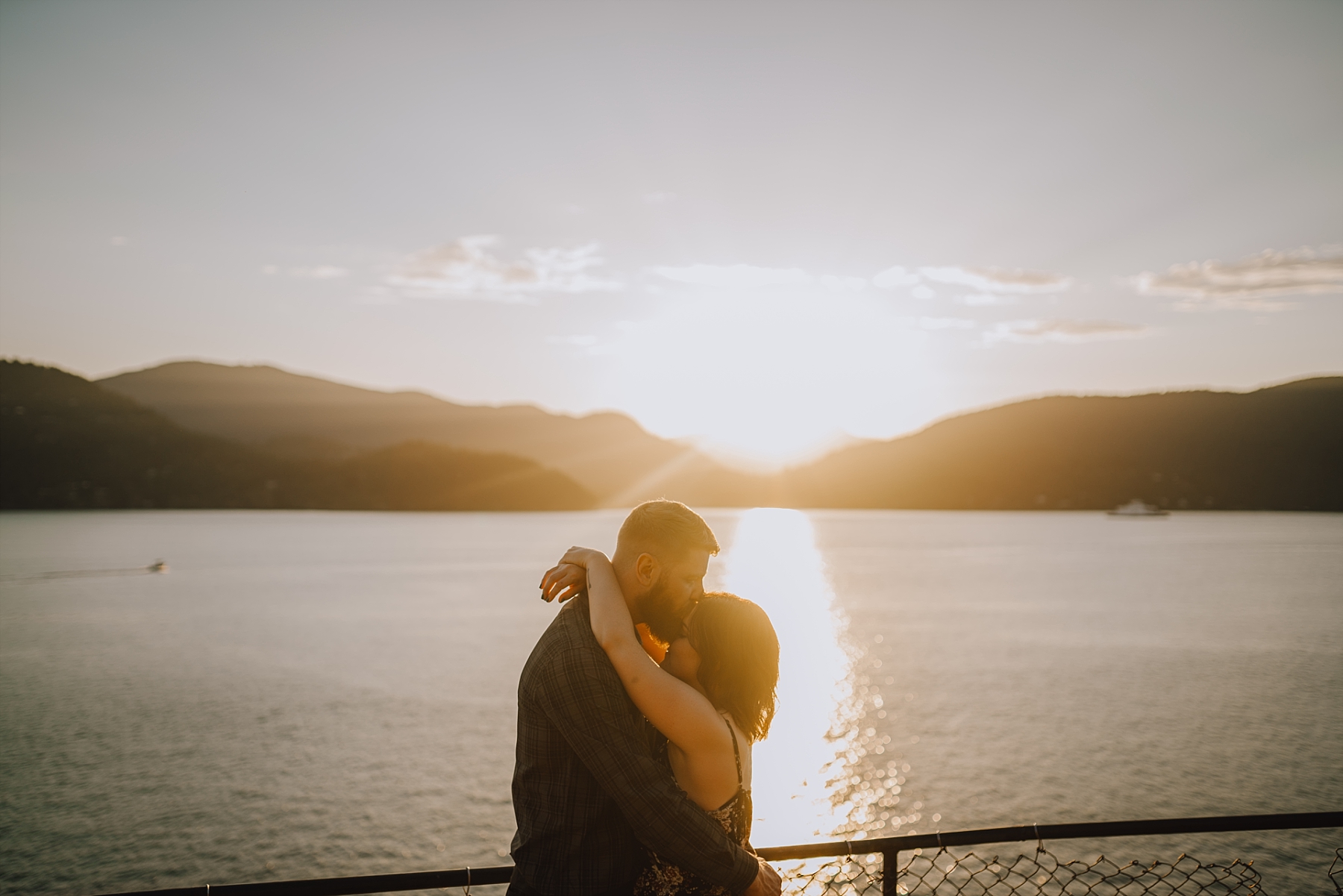 vancouver summer engagement photos