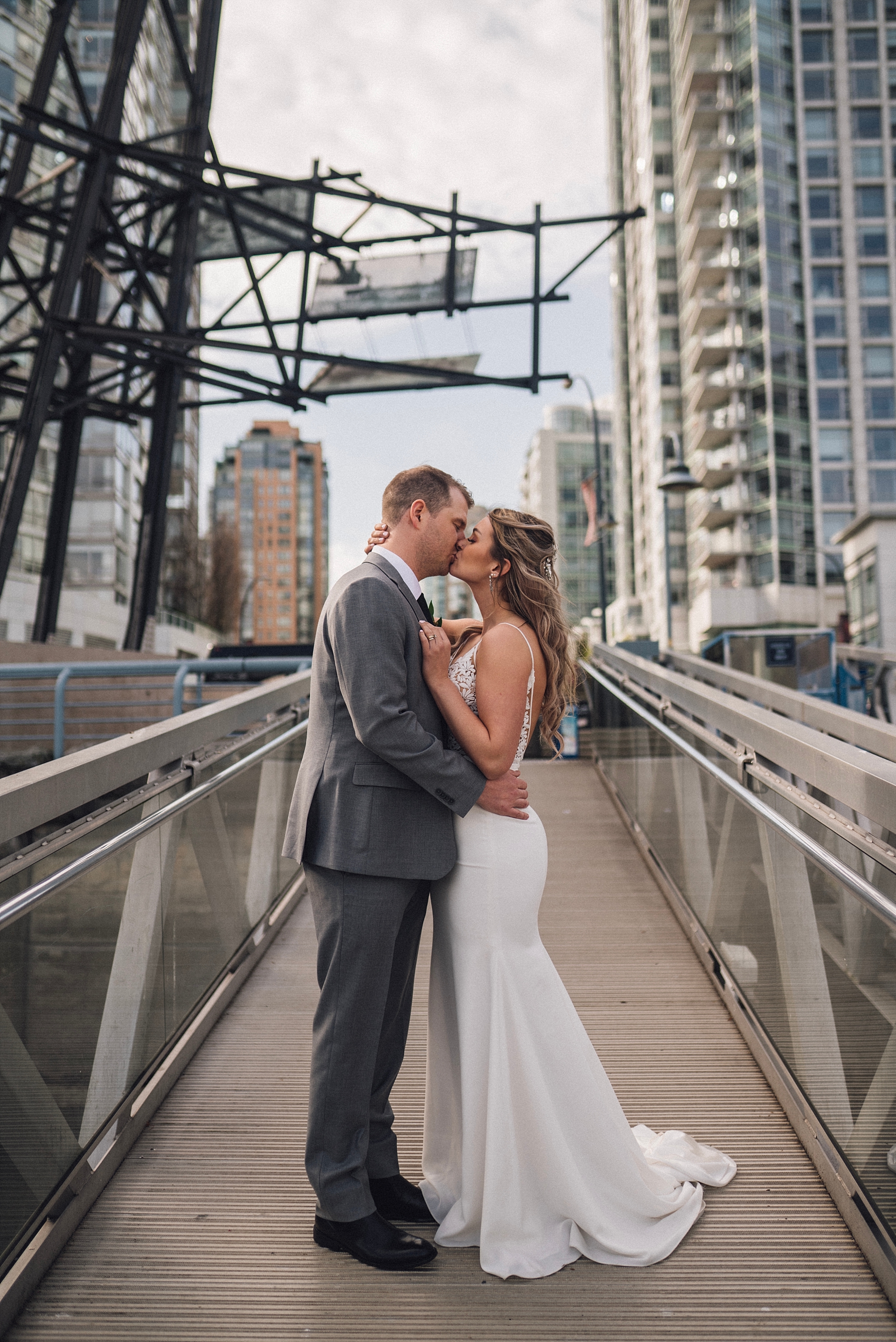 yaletown roundhouse wedding photos
