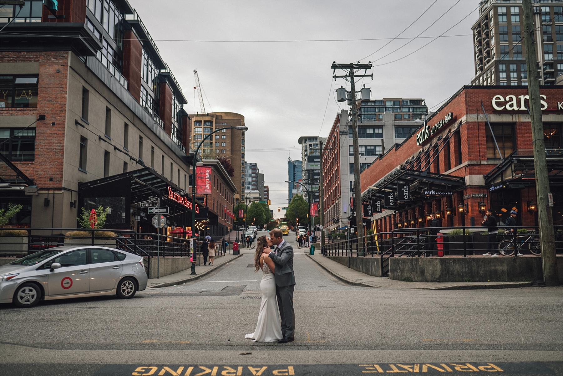 yaletown vancouver wedding photography