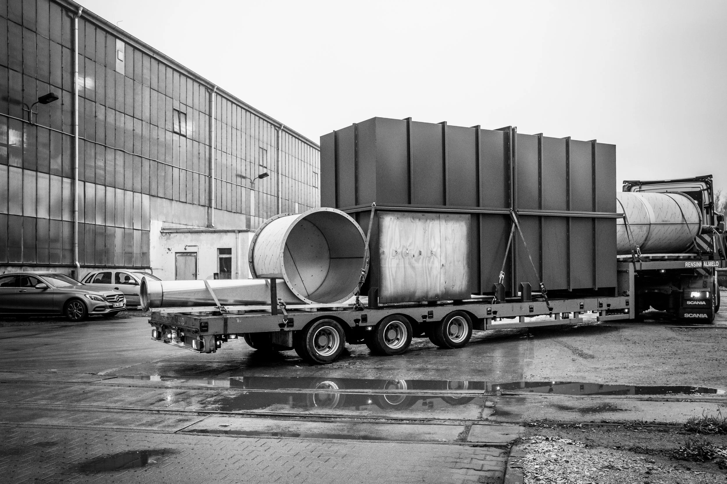 Weltweit erste minus CO2-Fabrik für Biokohlenstoffe kurz vor Fertigstellung // World's first minus CO2 factory for biocarbons nears completion 