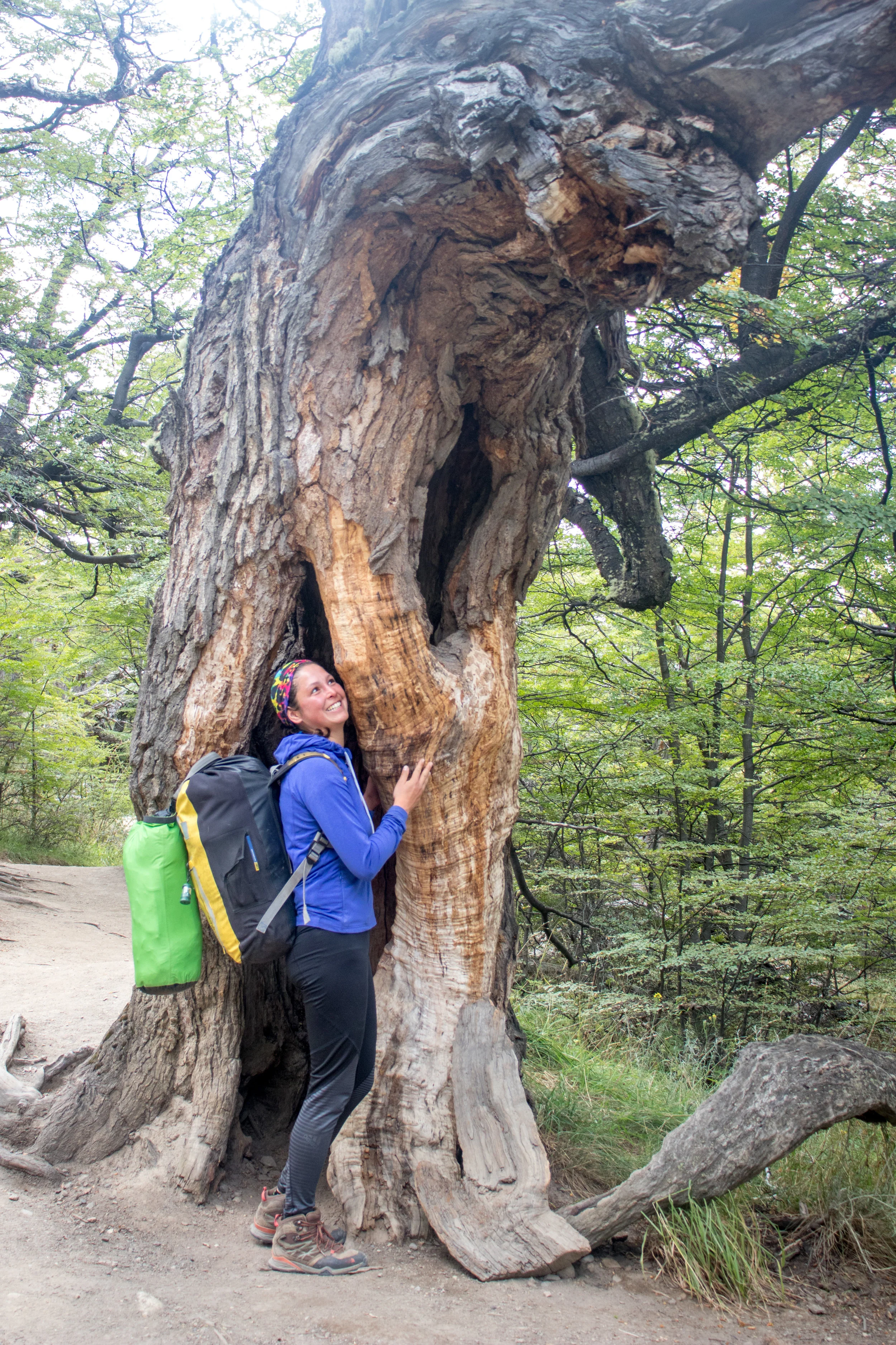 mari junto al gigante trekking chaltén.jpg