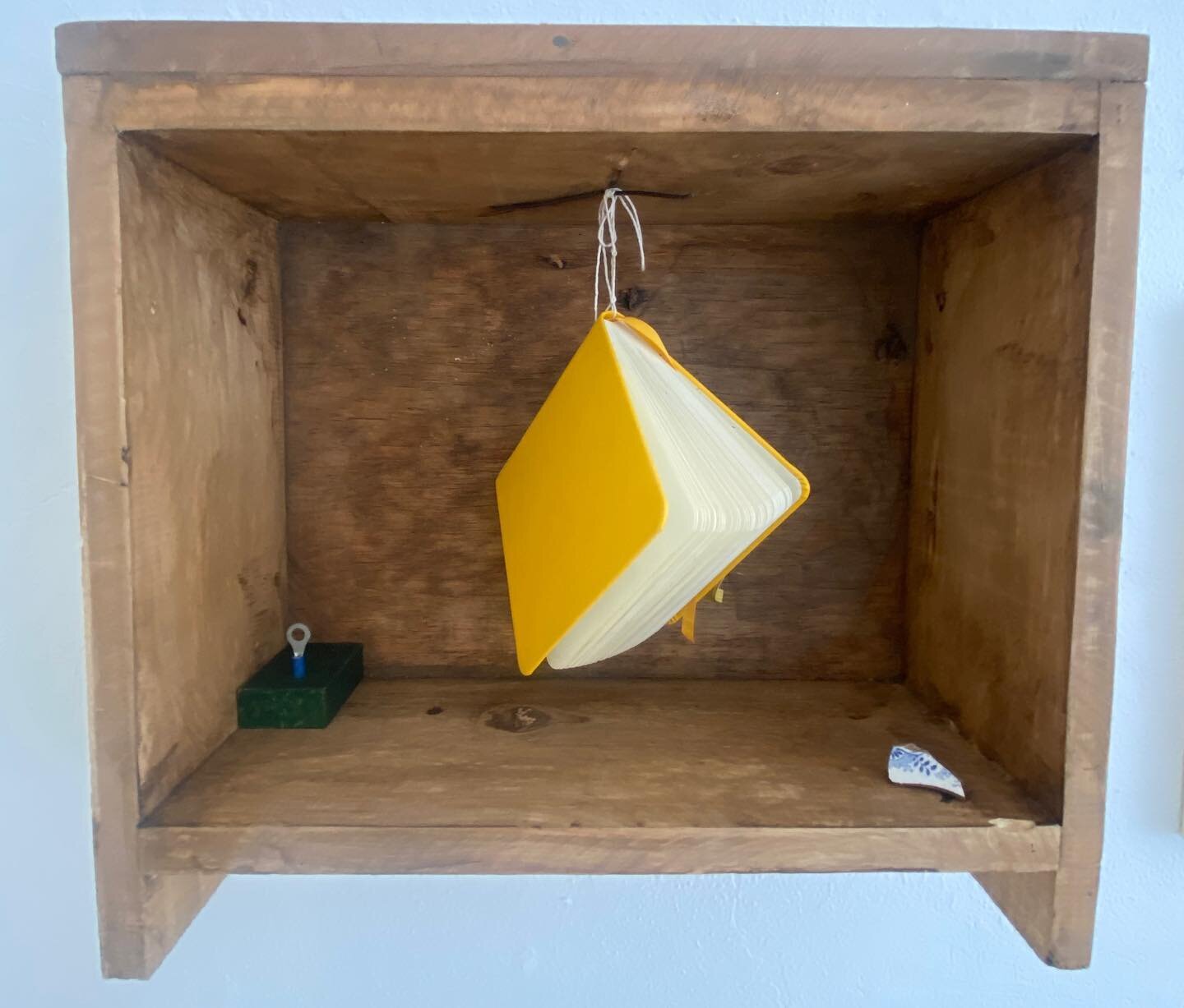 Steven Dayvid McKellar, 2023, &ldquo; Lemon Tree&rdquo;, assemblage with sketchbook, objects and paint, w: 14 x d: 6 x h: 15 inches, currently on view on the exhibition &ldquo;Nooit ge Dacht&rdquo; at El Nido by VC Projects.

The exhibition is an exp