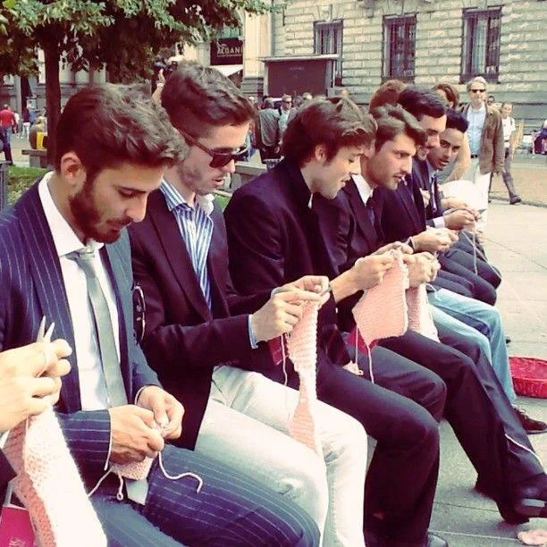 Italian men knitting.jpg