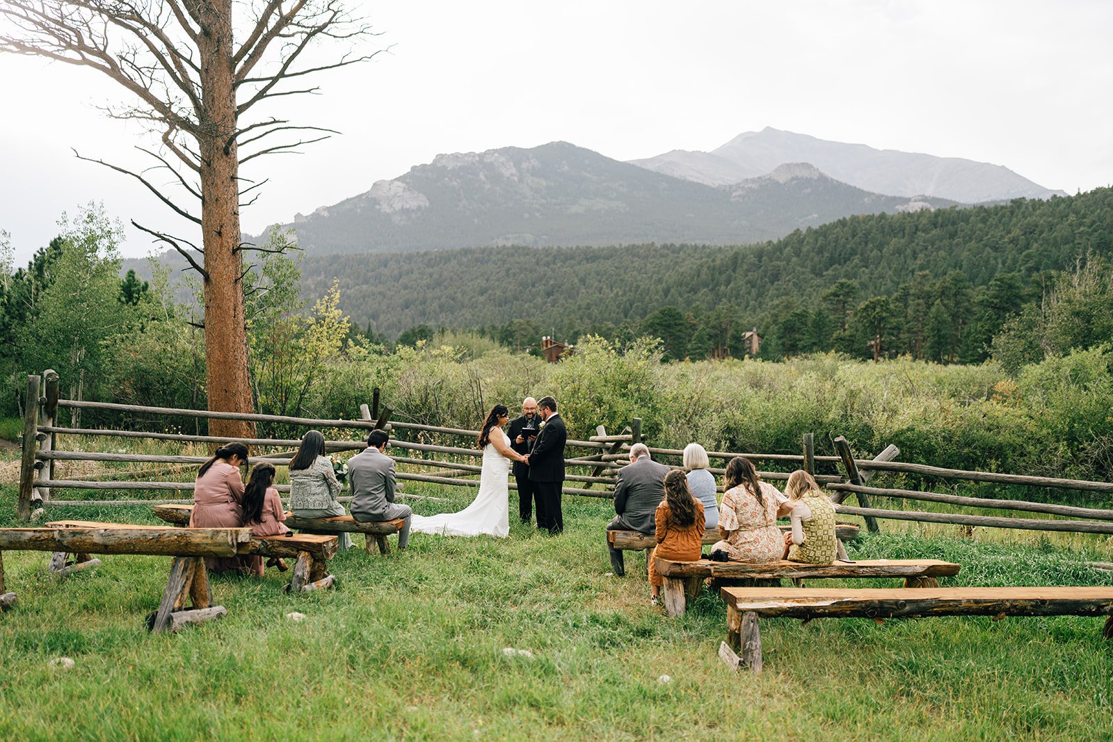Estes Park Micro-Wedding & Elopement Venue - Colorado Microweddings