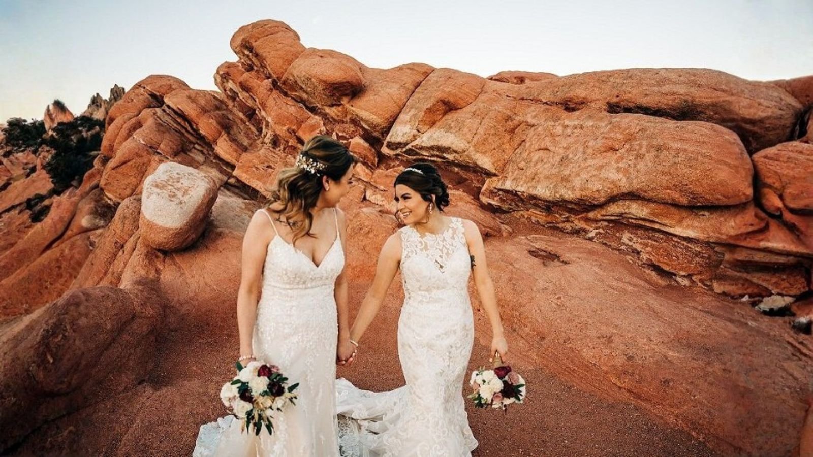 Colorado microwedding ceremony in garden of the gods, colorado springs. With the couple enjoying their elopement