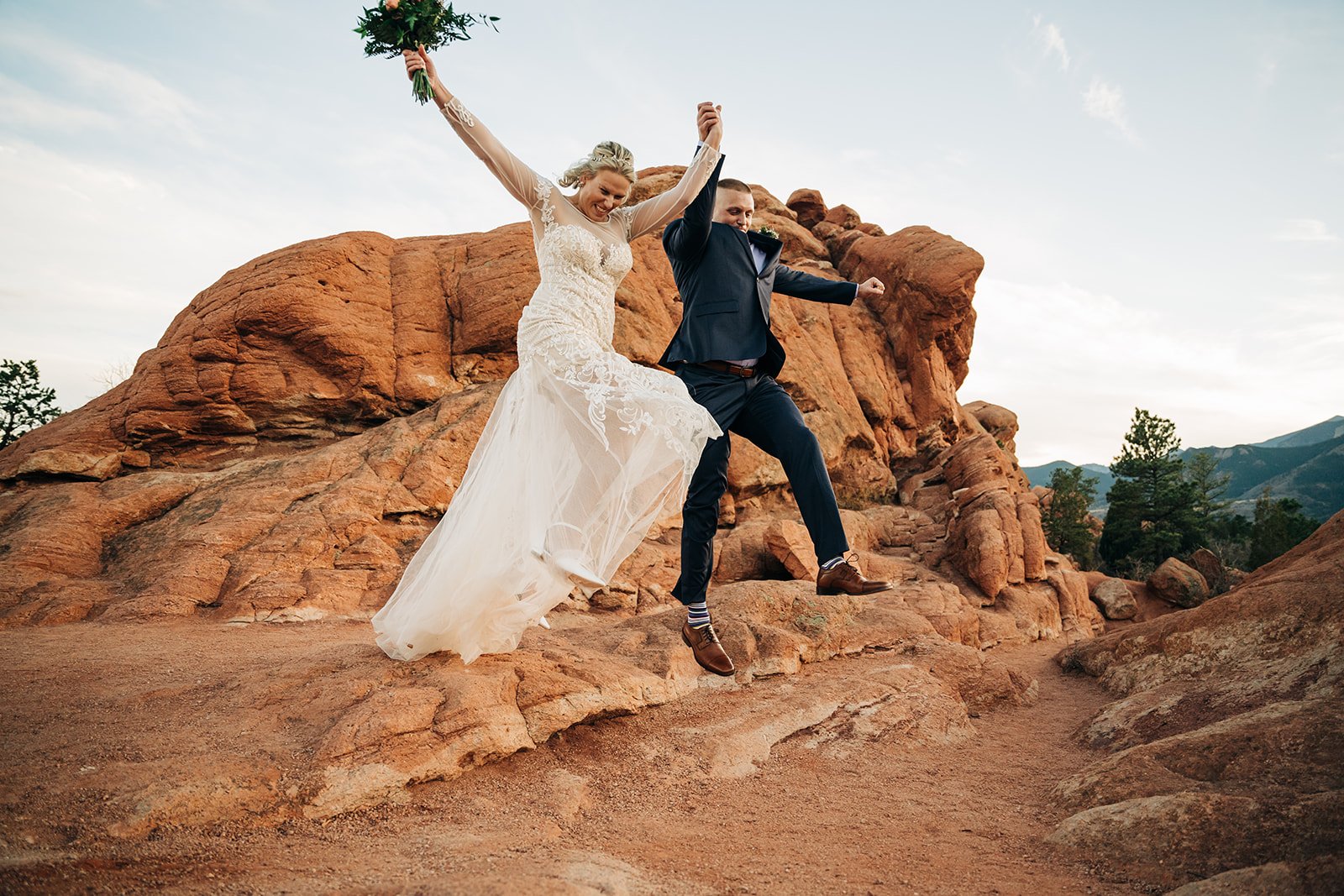 couple enjoying a wedding at garden of the gods