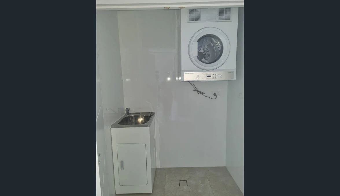 rent 6.jpg