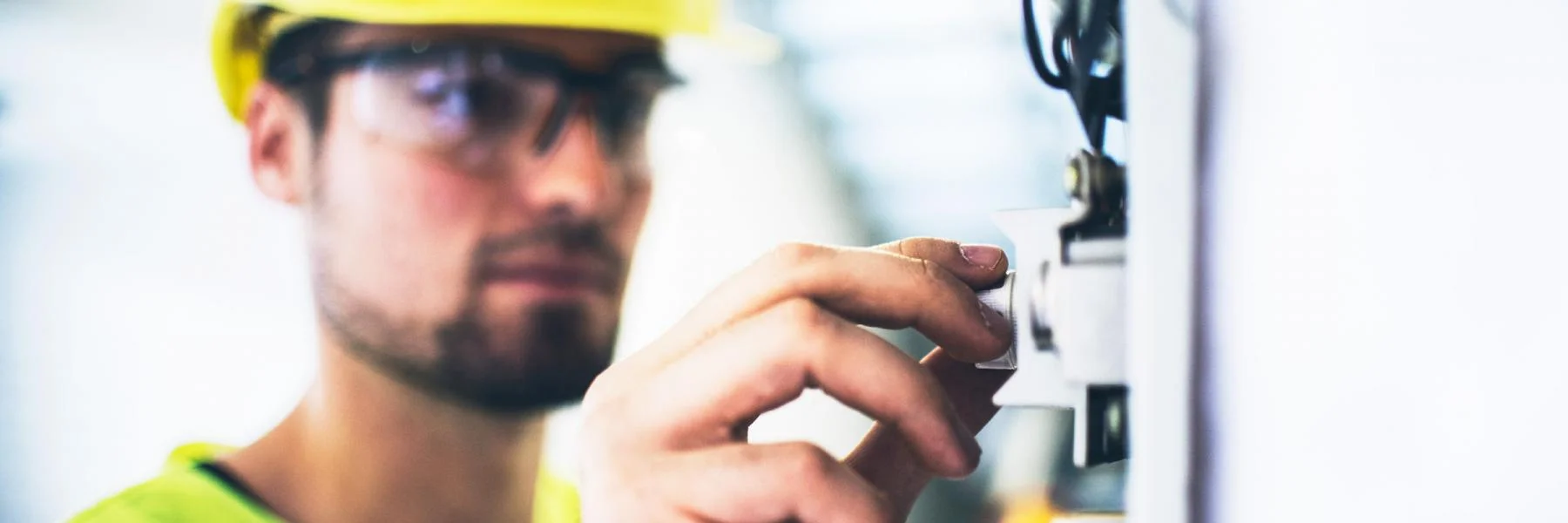 electrician-trade-school-banner.jpg