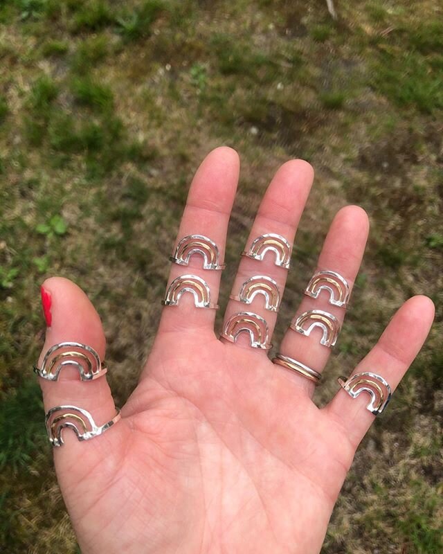 Rings n&rsquo; things hot off the work bench of @oceanlovedesigns and in the shop NOW! 😍🌈☀️
.
.
 #rainbows #sunrises #turquoise #silverjewelry #handmadejewelry #shoplocal #beachvibes #rainbowconnection #theloversthedreamersandme