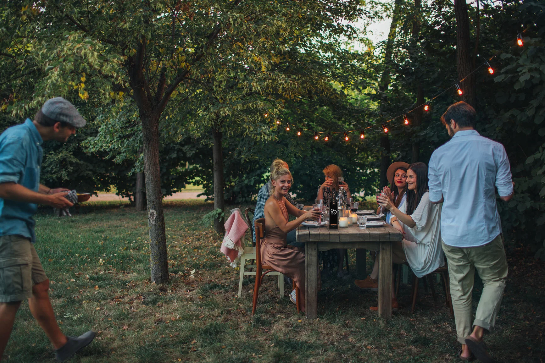 A HEALTHY AND NEW CONCEPT TO BRING PEOPLE TOGETHER