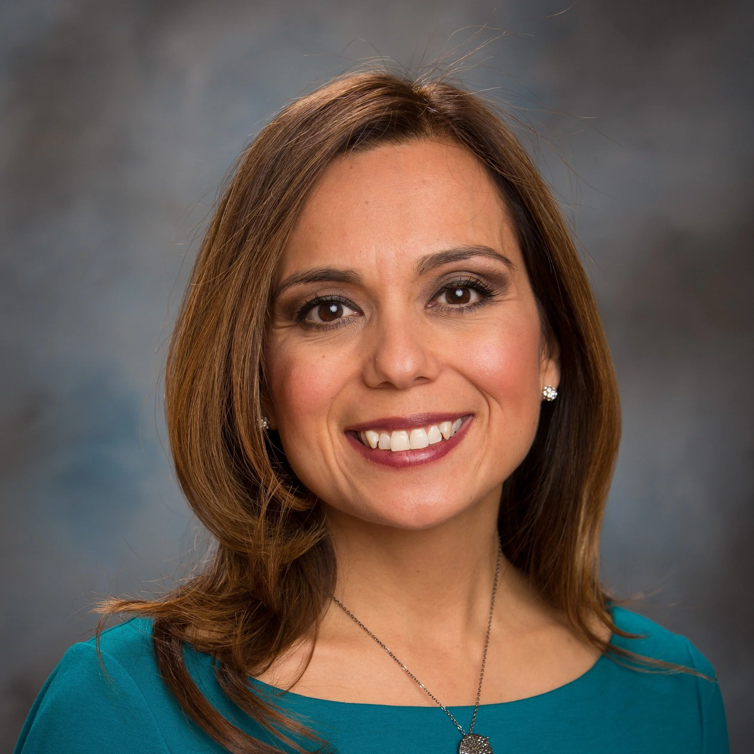 Jennifer Sandoval Dancs (she/her) - The Contrarian's Guide to Leadership