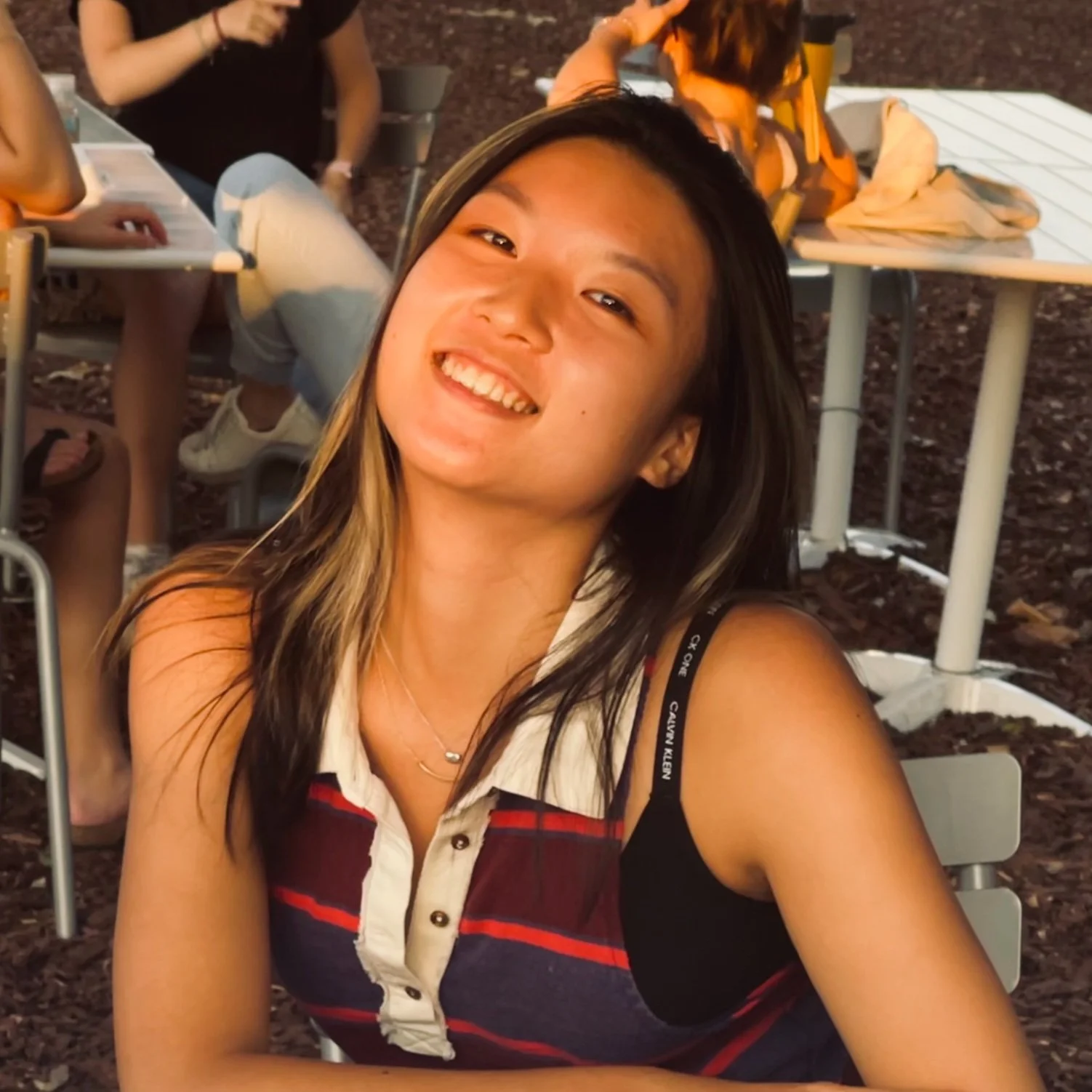 Daisie Ye '25 (she/her) - Tokyo's Constant Booksellers 