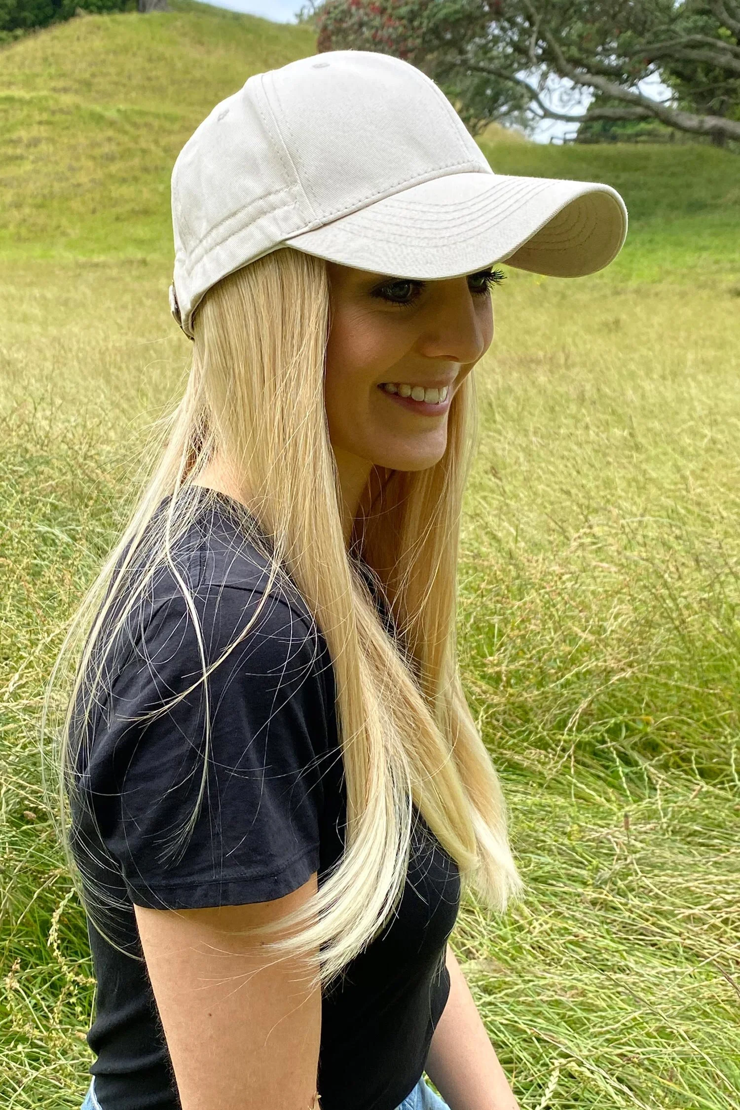 Blonde-Cap1.jpg