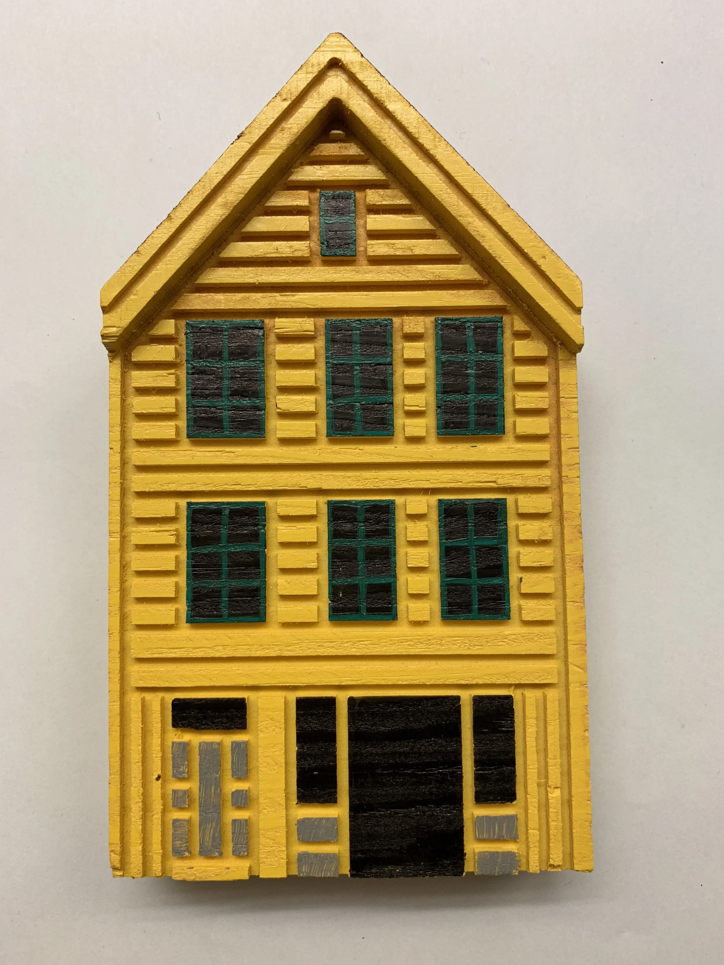 Berle Bryggen Wooden House Bergen Little Yellow