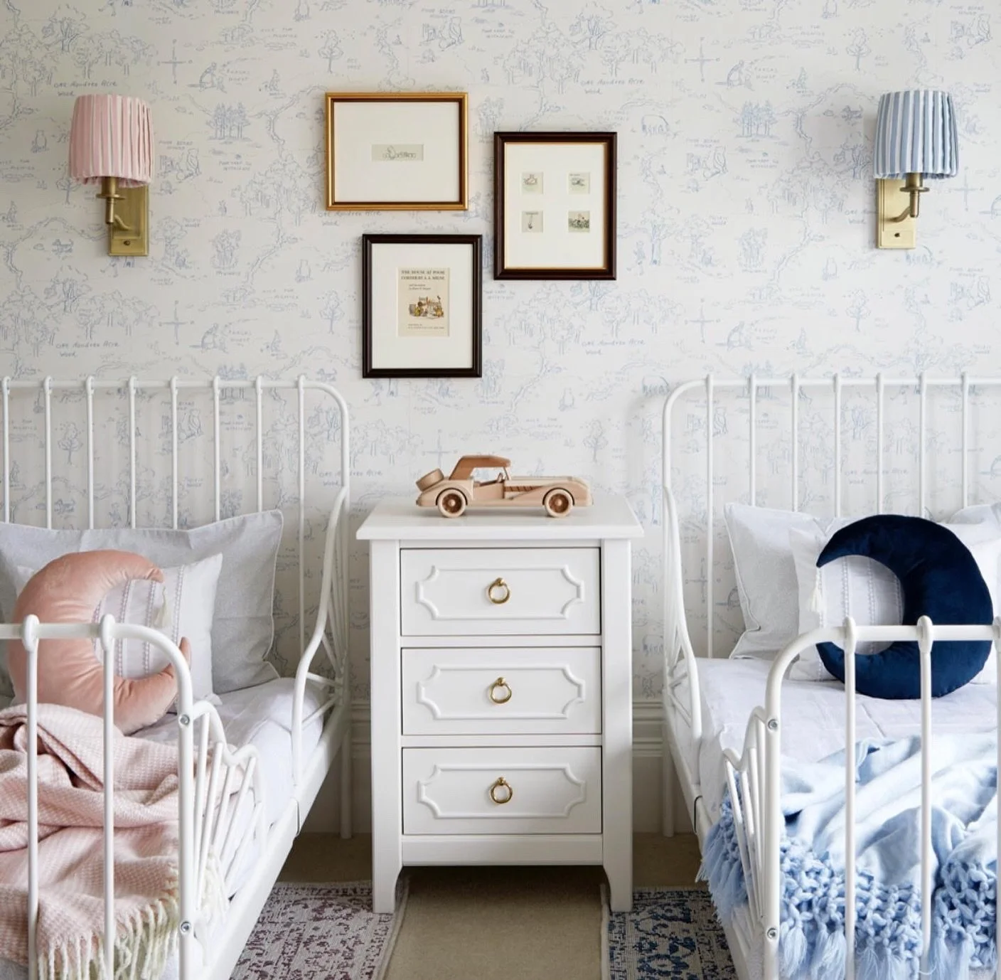 👀 One of the biggest misconceptions in interiors is that a beautiful children&rsquo;s room has to be expensive.

It doesn&rsquo;t.
BUT it does need to feel considered! 

The rooms that look truly luxurious are rarely the ones filled with the most fu