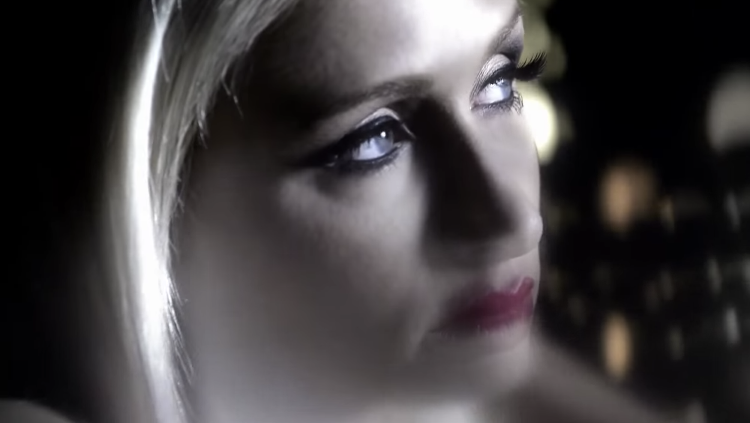 paris-hilton.png